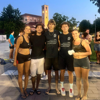 Una delle squadre che ha partecipato alla 12 ore di sport nel 2025