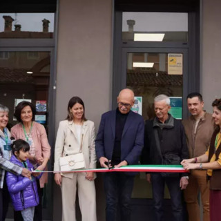 Il taglio del nastro di "Abbigliatempo"