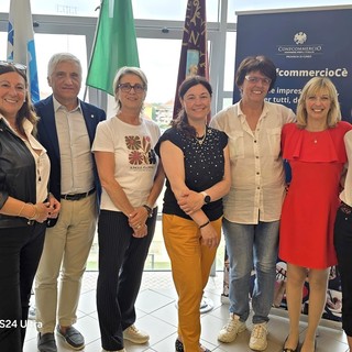 Insediato il nuovo direttivo del Terziario Donna Confcommercio  della Granda: la braidese Luciana Bonetto di Bra presidente,  Lorena Durante di Carrù vice vicaria