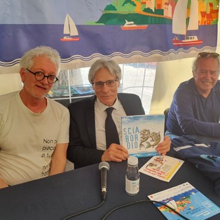 Gian Luigi Carena, Marco Silvano Corradi e Danilo Paparelli alla Fiera del Libro di Imperia