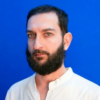 Vasco Brondi (foto tratta da https://www.festivalfunamboli.it/)